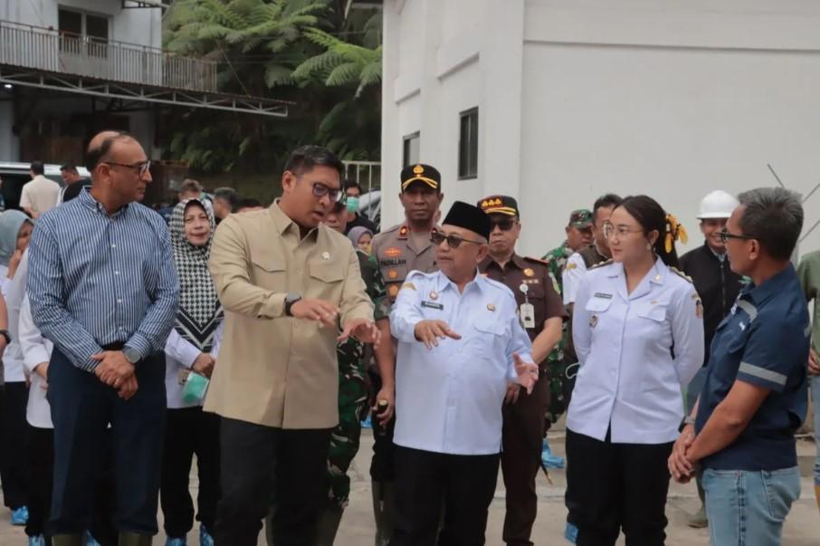 Wamentan Dorong Produksi Susu Lokal untuk Dukung Program Makan Bergizi Gratis Presiden Prabowo