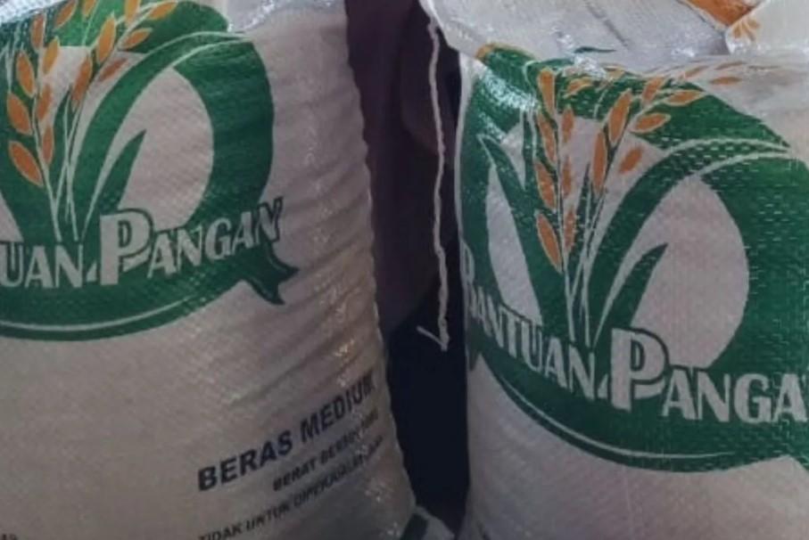 Pemerintah Salurkan Bantuan Beras 20 Kilogram untuk 1.848 Keluarga di Kepulauan Seribu