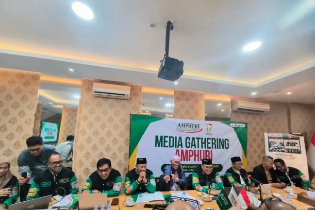 Amphuri Desak Pemerintah Tingkatkan Peran Swasta dalam Penyelenggaraan Haji, Kritik Frasa "Paling Tinggi" di RUU Haji dan Umr