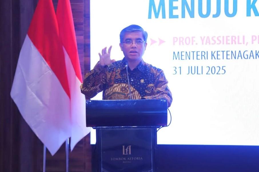 Menaker Ajak Dunia Usaha Berinovasi Tingkatkan Kepesertaan Jamsostek di Nusa Tenggara Barat