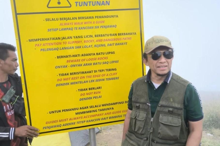 Tifatul Sembiring Pasang Plang Imbauan di Gunung Rinjani Usai Serangkaian Kecelakaan Pendaki Asing