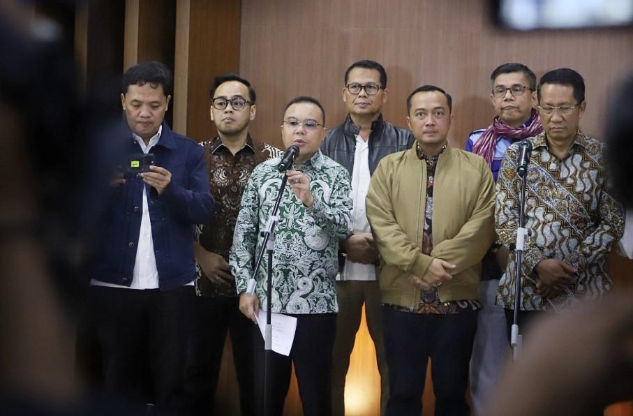 DPR RI Setujui Permintaan Presiden Prabowo: Tom Lembong Dapat Abolisi, Hasto Kristiyanto Terima Amnesti