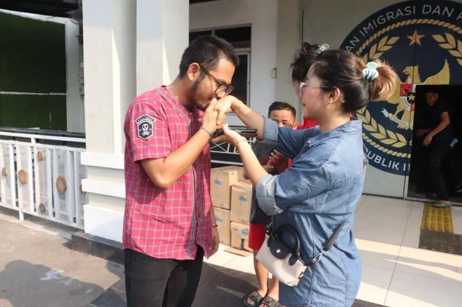 TIKUK Resmi Bebas dari Rutan Serang Berkat Amnesti Presiden Prabowo