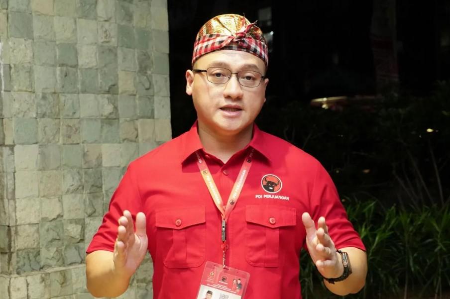 Kembalinya Hasto Kristiyanto Disambut Hangat, Kenneth: Ini Momentum Kebangkitan Ideologis PDIP