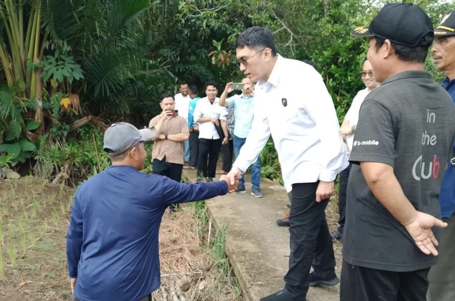 Pemerintah Genjot Rehabilitasi Irigasi di Sambas Demi Dukung Swasembada Pangan Nasional