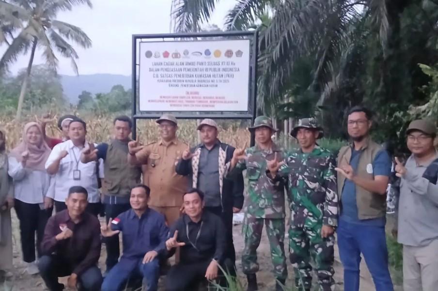 Penyegelan 3.000 Hektare Lahan di Kawasan Hutan Pasaman, Satgas PKH Temukan Perkebunan Ilegal dan TPA Sampah