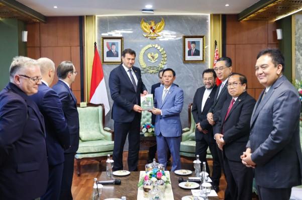 Pimpinan DPD RI Terima Kunjungan Kehormatan Menlu BELARUSIA: Tegaskan Komitmen Perkuat Hubungan Bilateral, Diplomasi Parlemen