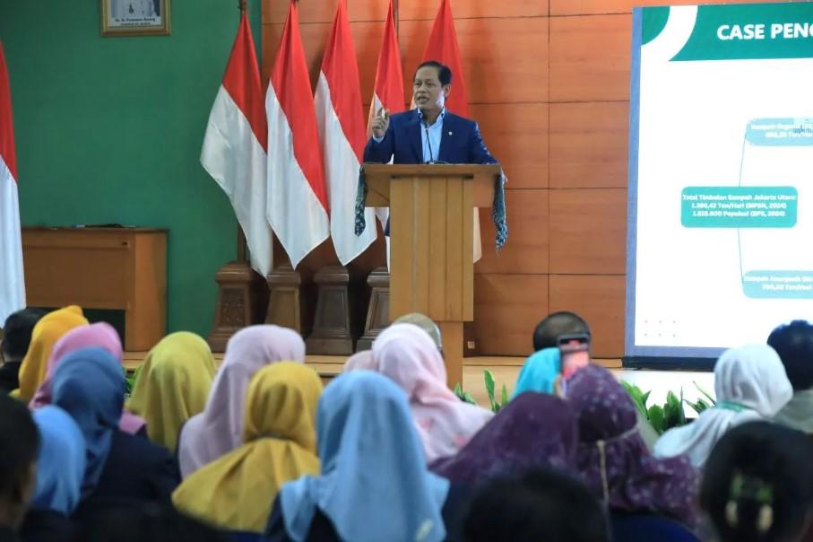 Menteri LH Tegaskan Komitmen Sekolah Harus Kelola Sampah Sendiri, Target Nol Sampah pada 2029