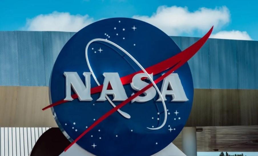 NASA Siapkan Reaktor Nuklir di Bulan Tahun 2030 untuk Kalahkan China dan Rusia