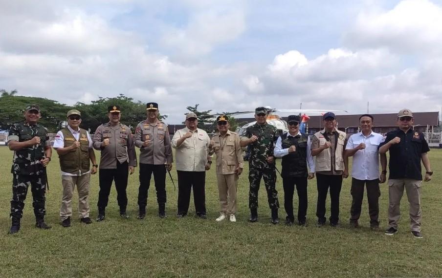 Ketua Bawaslu dan Gubernur Kalteng Tinjau Langsung PSU Pilkada Barito Utara 2024 dari Udara hingga Lapangan