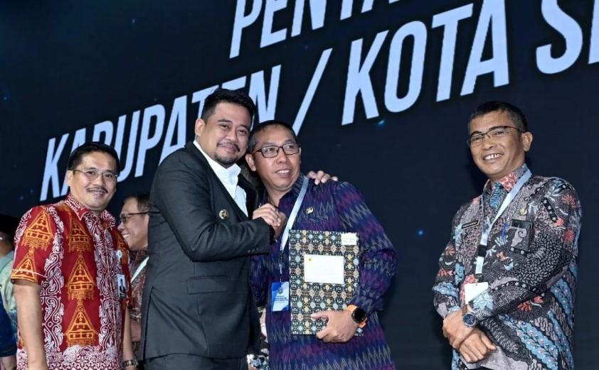Gubernur Bobby Nasution Bayarkan Utang DBH Rp674 Miliar ke 33 Kabupaten/Kota di Sumut, Target Tuntas Tahun Ini