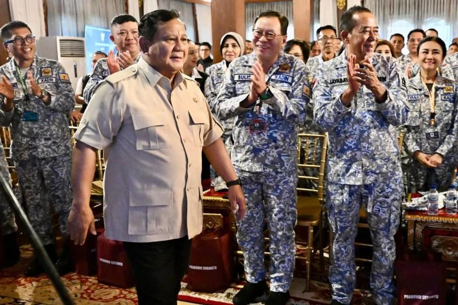 Presiden Prabowo Lepas 230 Anggota KADIN ke Retret Nasionalisme di Magelang