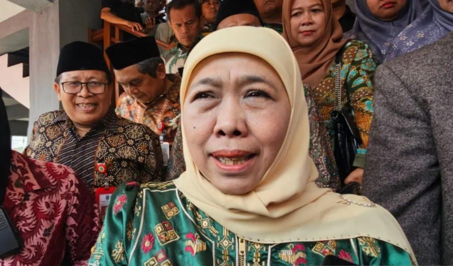 Gubernur Khofifah Imbau Warga Jatim Tak Kibarkan Bendera One Piece di Bulan Kemerdekaan