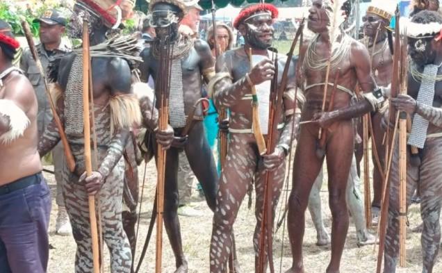 Koteka, Simbol Kejantanan dan Jati Diri Masyarakat Papua Pegunungan