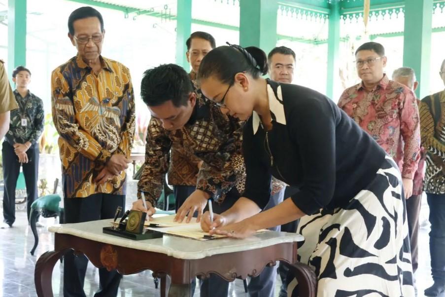 Keraton Yogyakarta dan KAI Teken Kerja Sama Pengelolaan Tanah untuk Perkuat Transportasi Publik