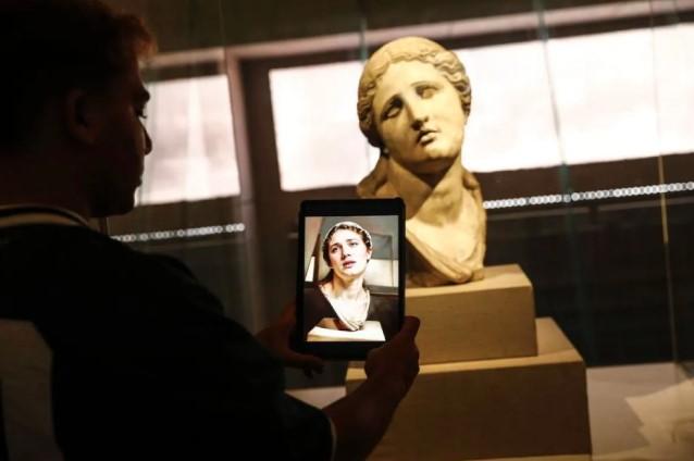 Aplikasi Manetho, Inovasi Mesir yang Hidupkan Hieroglif Lewat AI dan AR di Museum Nasional