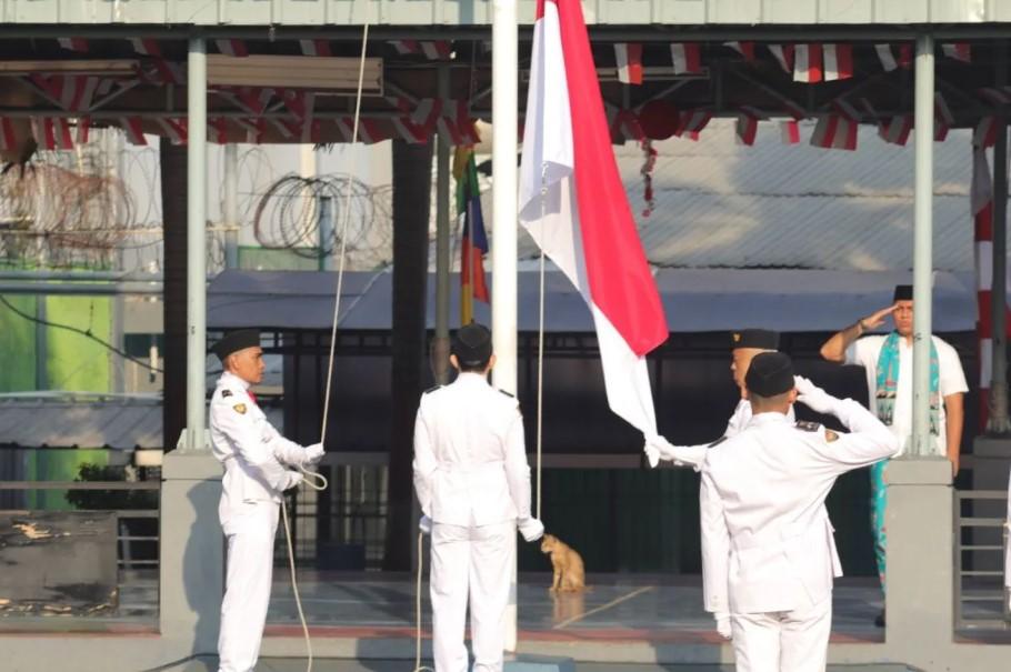Napiter Ikut Kibarkan Merah Putih di Lapas Cipinang pada HUT Ke-80 RI