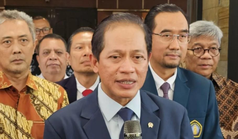 Menteri Hanif Faisol Gencarkan Daur Ulang Plastik, Target Tata Kelola Sampah Rampung 2029