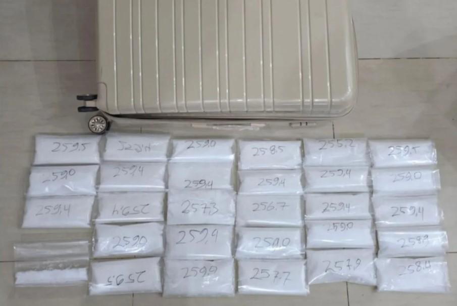 Polisi Gagalkan Penyelundupan 13 Kilogram Sabu Lewat Bandara Pekanbaru, Dua Kurir Ditangkap