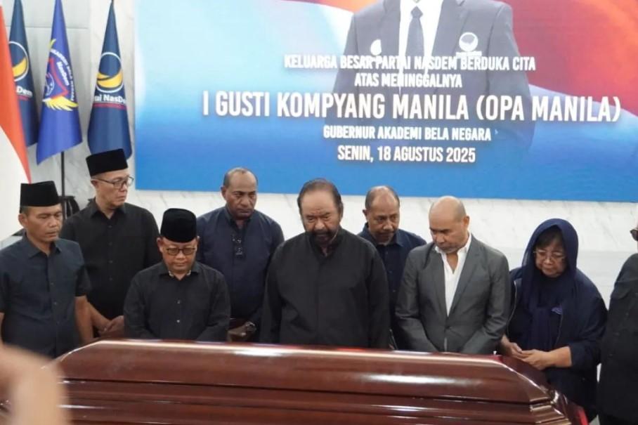 Surya Paloh Pimpin Prosesi Penghormatan Terakhir Mayjen (Purn) IGK Manila
