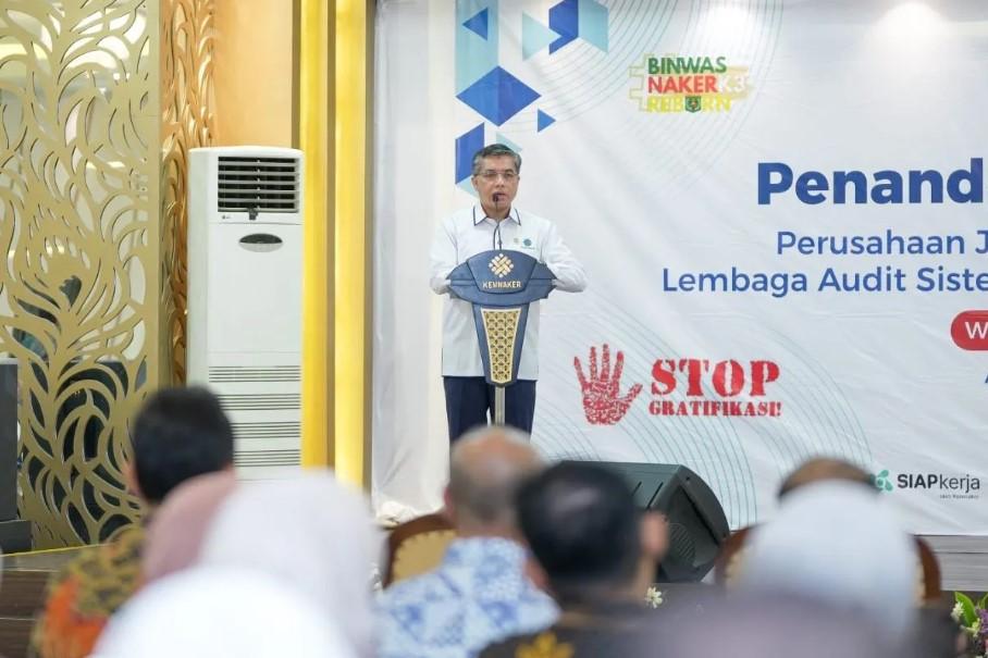 Menaker Ajak 463 Perusahaan Jasa K3 Teken Pakta Integritas, Tegaskan Tolak Suap dan Gratifikasi