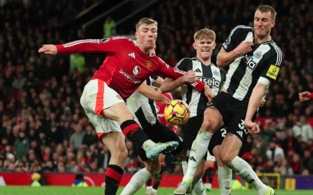 Gagal Gabung AC Milan, Rasmus Hojlund Kini Dekat ke Napoli demi Menit Bermain dan Liga Champions