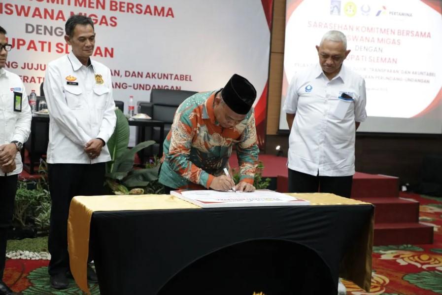 Sleman Jadi Daerah Pertama Teken Komitmen SPBU Jujur dan Transparan