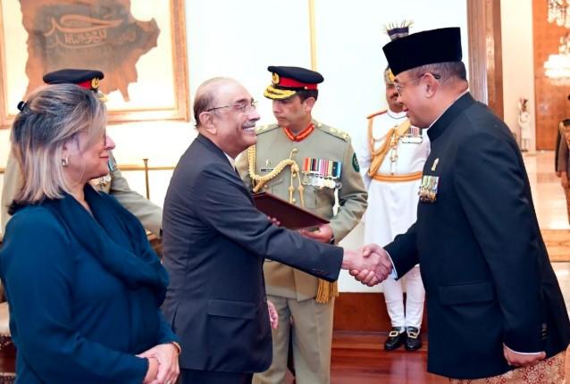 Dubes RI Serahkan Surat Kepercayaan ke Presiden Pakistan, Komitmen Perkuat Diplomasi dan Ekonomi Bilateral