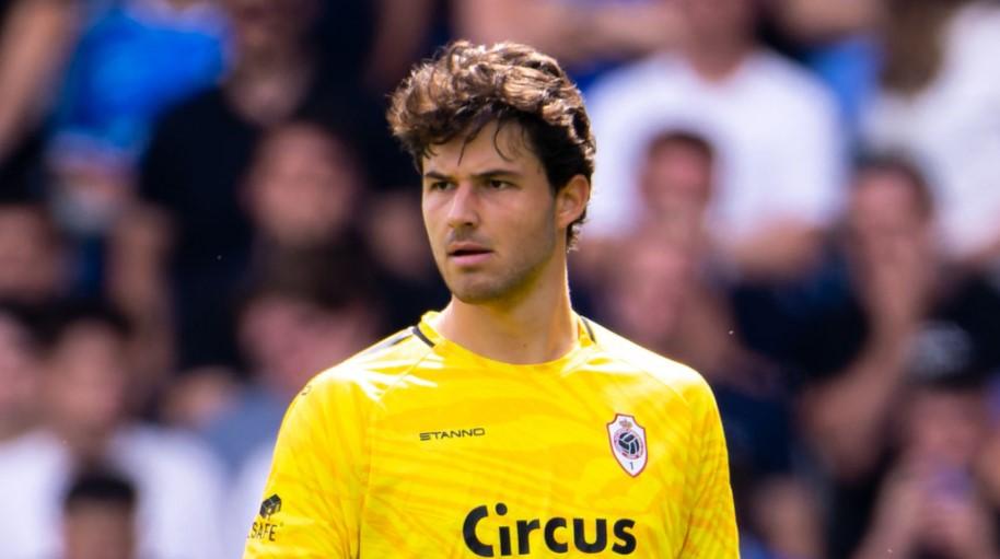 Manchester United Hampir Rampungkan Transfer Kiper Royal Antwerp Senne Lammens