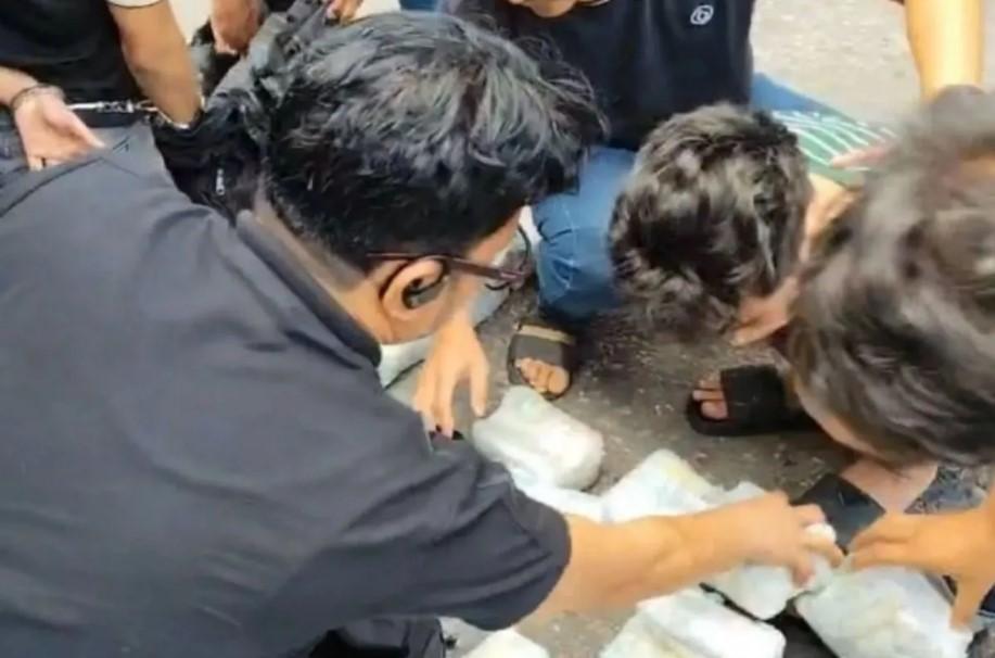 Polisi Gagalkan Penyelundupan 44 Kilogram Sabu di Pekanbaru, Jaringan Internasional Diburu