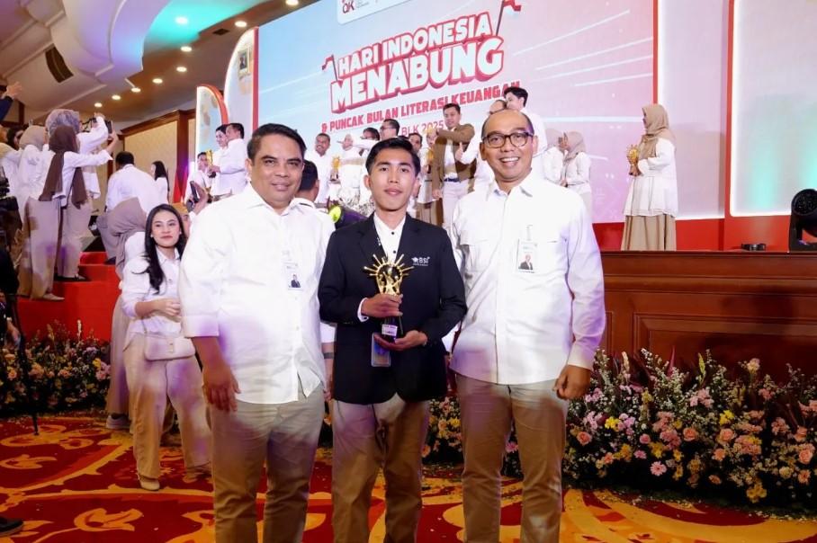 BSI Catat Dana Tabungan Pelajar Rp1,51 Triliun, Raih Tiga Penghargaan OJK