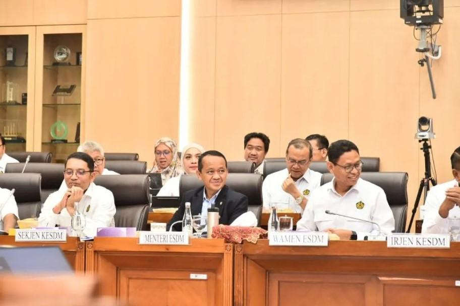 Pemerintah dan DPR Sepakati Asumsi Dasar Sektor ESDM dalam RAPBN 2026