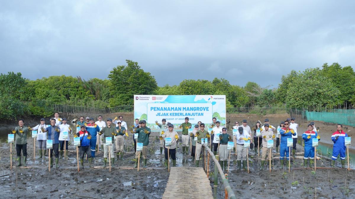 Tanam 800 Pohon Mangrove, Pertamina Konsisten Jaga Lingkungan Berkelanjutan