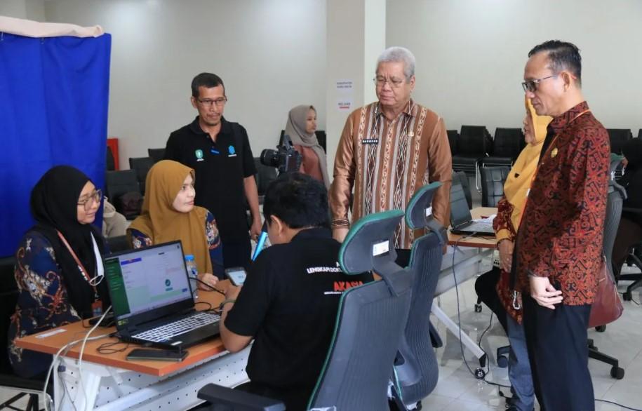 Pemprov Kalbar Luncurkan Program AKASIA 2025 untuk Percepat Kepemilikan Dokumen Kependudukan