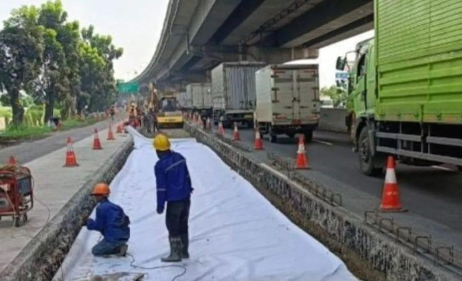 Jasamarga Lakukan Rekonstruksi Tiga Titik Jalan di Tol Jakarta-Cikampek, Operasional Tol Tetap Normal