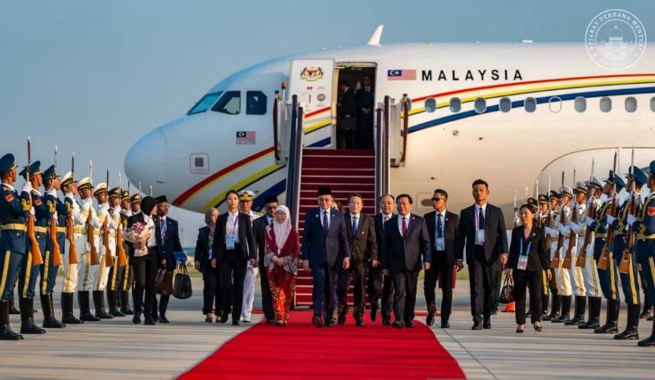 PM Malaysia Anwar Ibrahim Lakukan Kunjungan Kenegaraan ke China Temui Presiden Xi Jinping