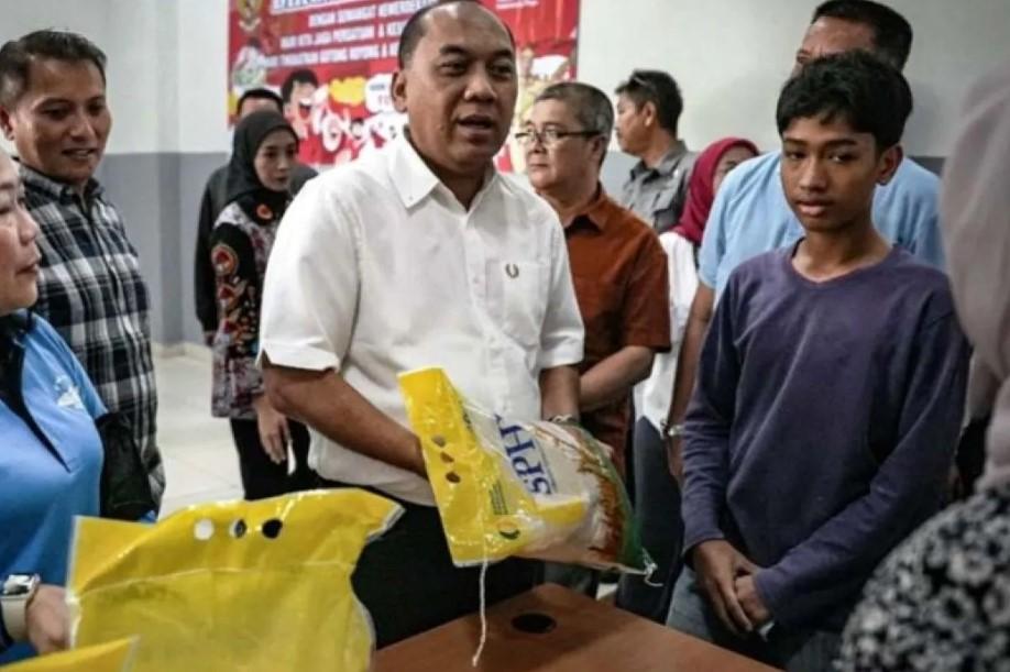 Pemkot Jakarta Barat Gelar Gerakan Pangan Murah, Ribuan Warga Antusias Beli Beras hingga Minyak Goreng