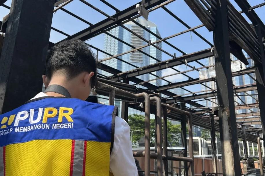 Pemerintah Pusat Tanggung Perbaikan JPO dan Halte Transjakarta Rusak Akibat Unjuk Rasa
