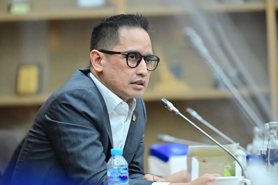 Firnando H. Ganinduto Desak Pemerintah Hadirkan Solusi Konkret untuk Utang Proyek Kereta Cepat Whoosh