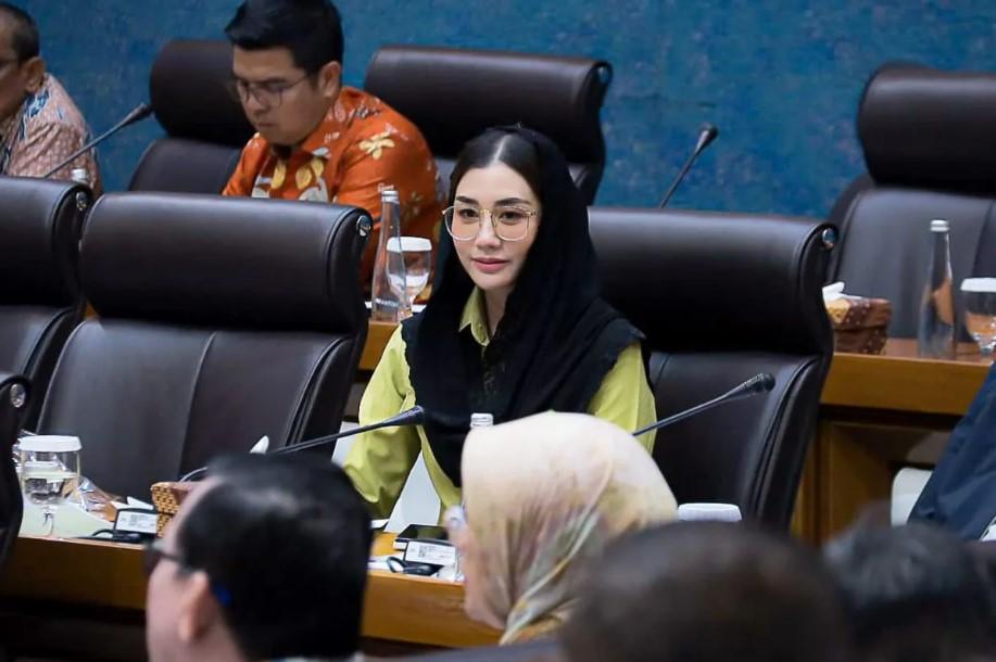 Novita Hardini Desak Pemerintah Percepat Digitalisasi Pariwisata dan Perkuat Industri Manufaktur