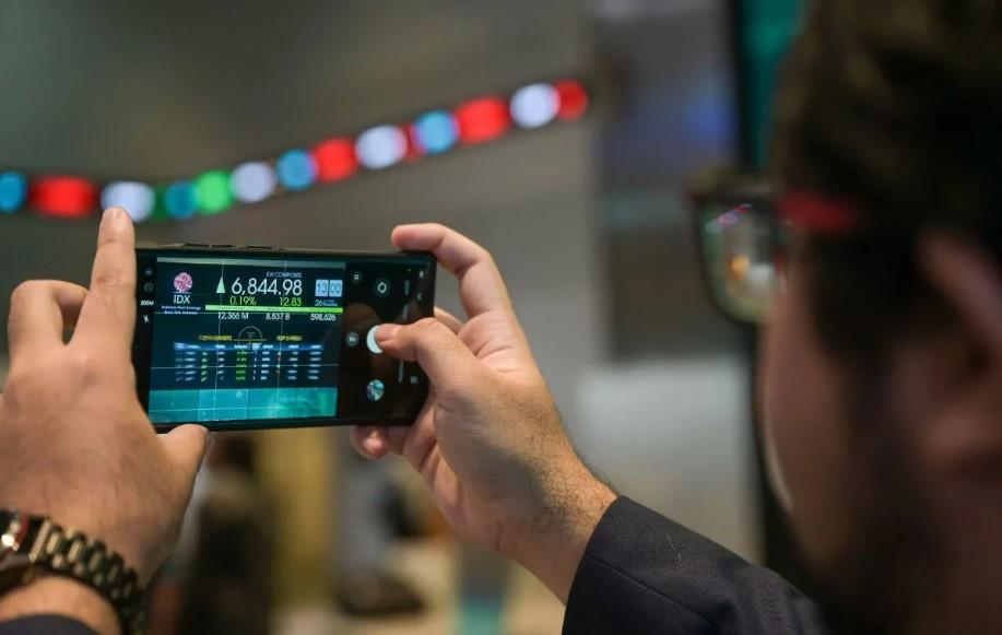 IHSG Dibuka Menguat, LQ45 Ikut Bergerak Positif