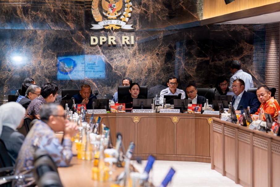 Puan Maharani Pimpin Transformasi DPR, Sepakati Penghentian Tunjangan Perumahan dan Moratorium Kunjungan Kerja