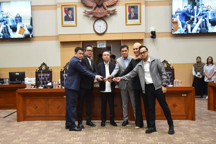 Rusdi Masse Resmi Gantikan Ahmad Sahroni sebagai Pimpinan Komisi III DPR RI