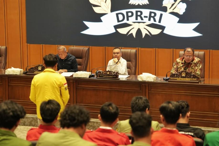 DPR Pastikan Mahasiswa Bisa Bertemu Pemerintah untuk Sampaikan Aspirasi