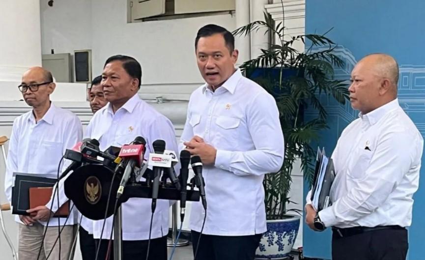 AHY Tegaskan Proteksi Pantura Jawa Akan Gunakan Kombinasi Tanggul dan Mangrove