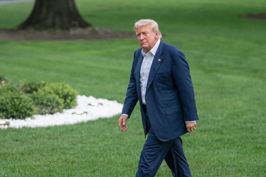 Trump Siap Lanjutkan Sanksi Tahap Kedua terhadap Rusia di Tengah Serangan Baru di Kiev