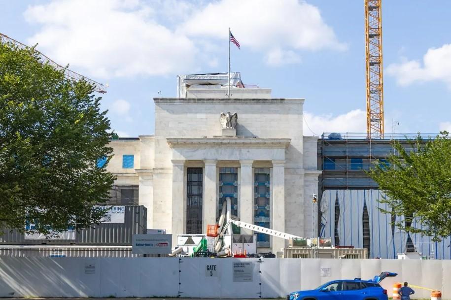 Hakim Federal Batalkan Pemecatan Lisa Cook dari The Fed oleh Donald Trump