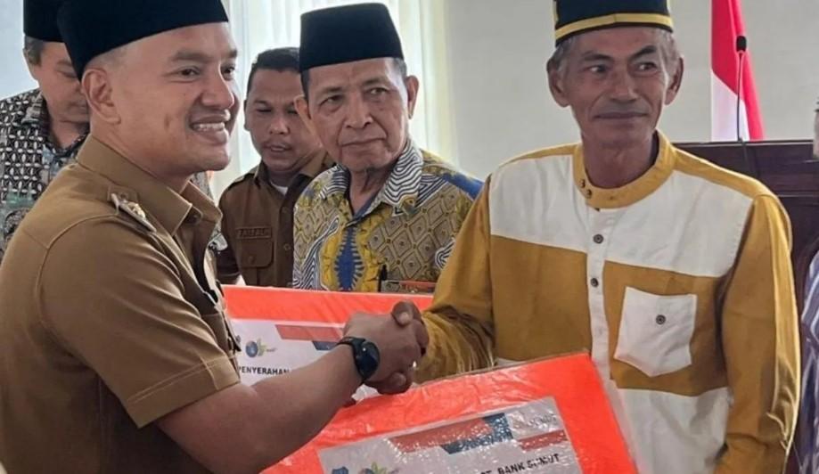 Bank Sumut Salurkan Rp361,8 Juta untuk Renovasi 15 Rumah Ibadah di Tebing Tinggi