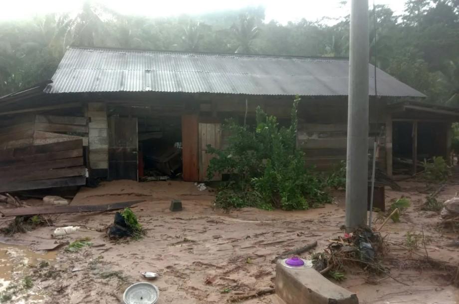 Banjir Bandang di Lampung Barat, 30 Warga Mengungsi dan Lima Rumah Hanyut