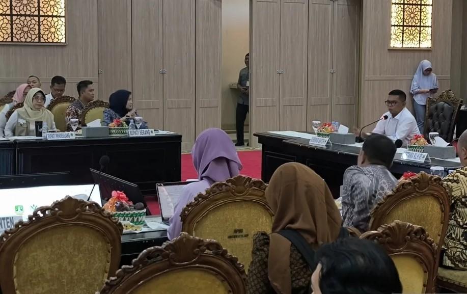 Gubernur Banten Soroti Krisis Sampah, Hanya 13 Persen yang Terkelola